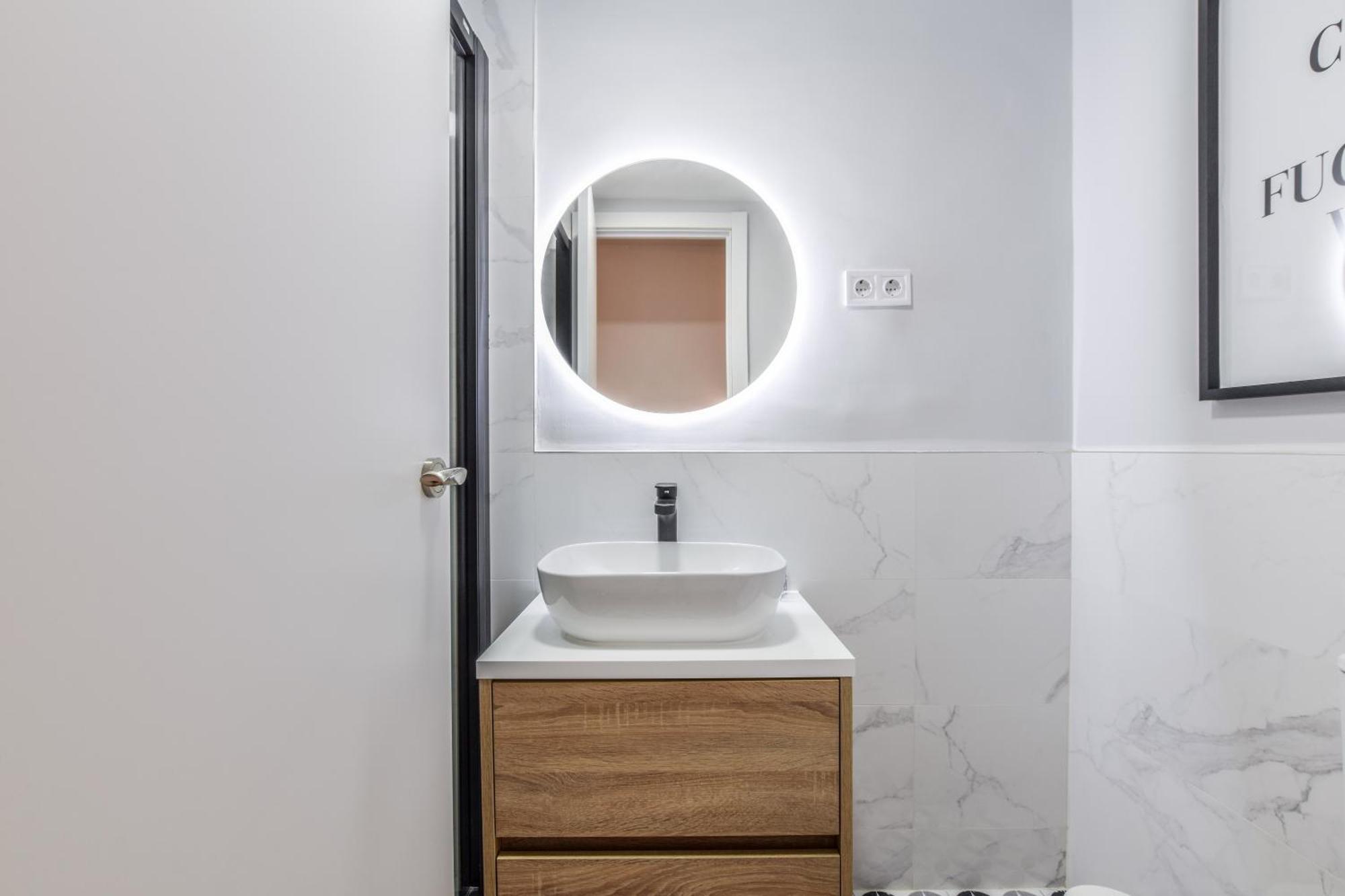 Apartamentos Reformados En Tirso De Molina Act Madrid Kültér fotó