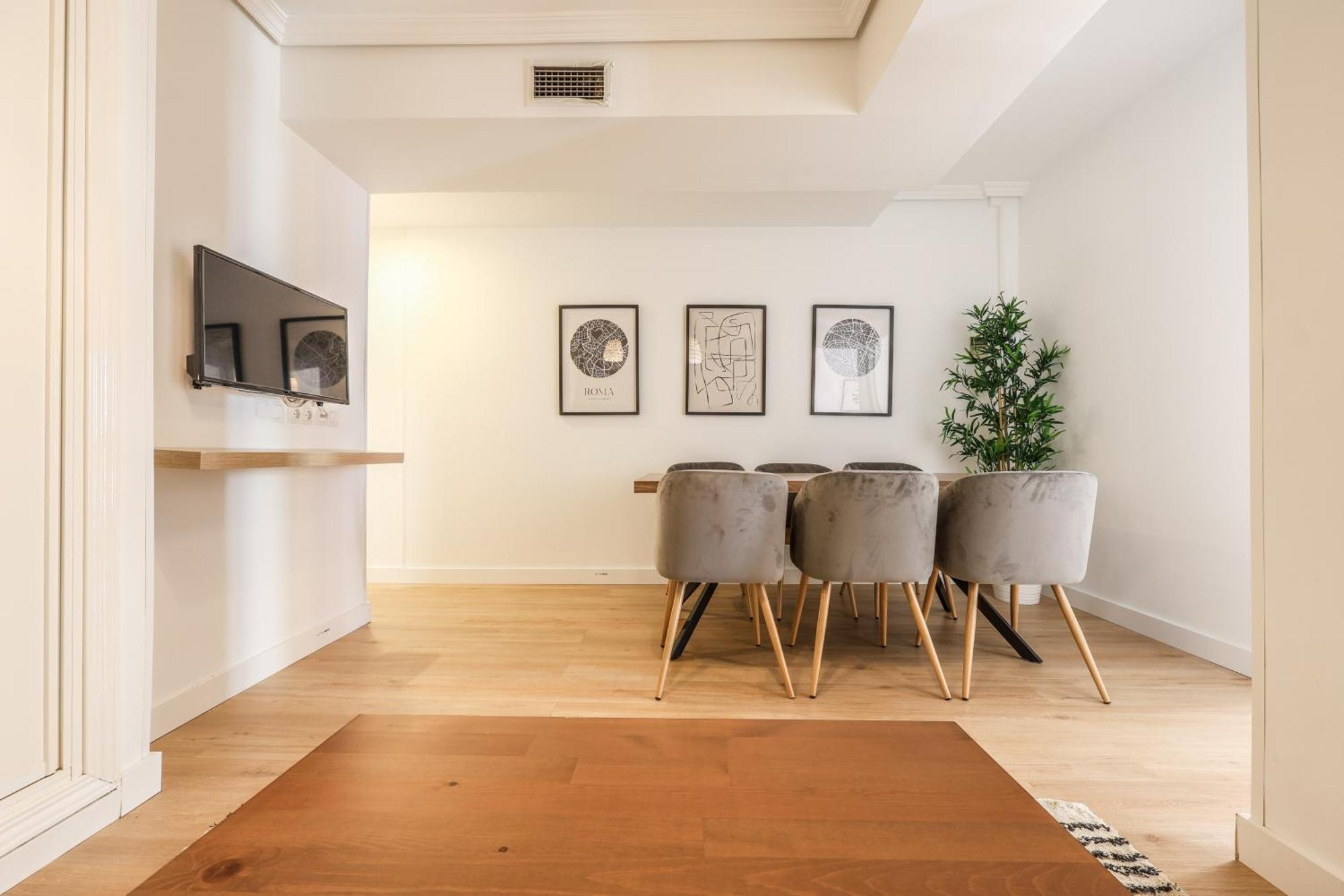 Apartamentos Reformados En Tirso De Molina Act Madrid Kültér fotó