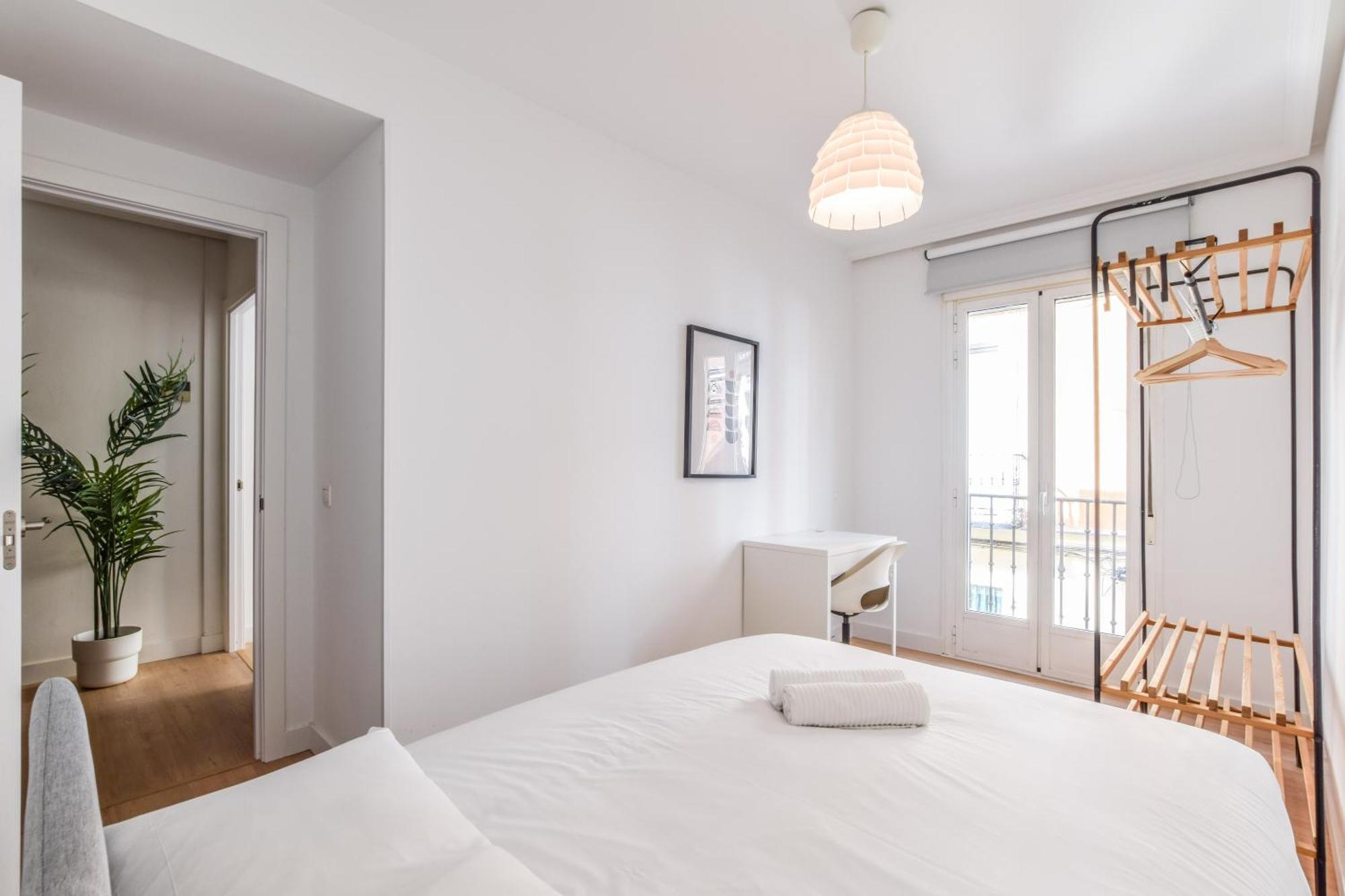 Apartamentos Reformados En Tirso De Molina Act Madrid Kültér fotó