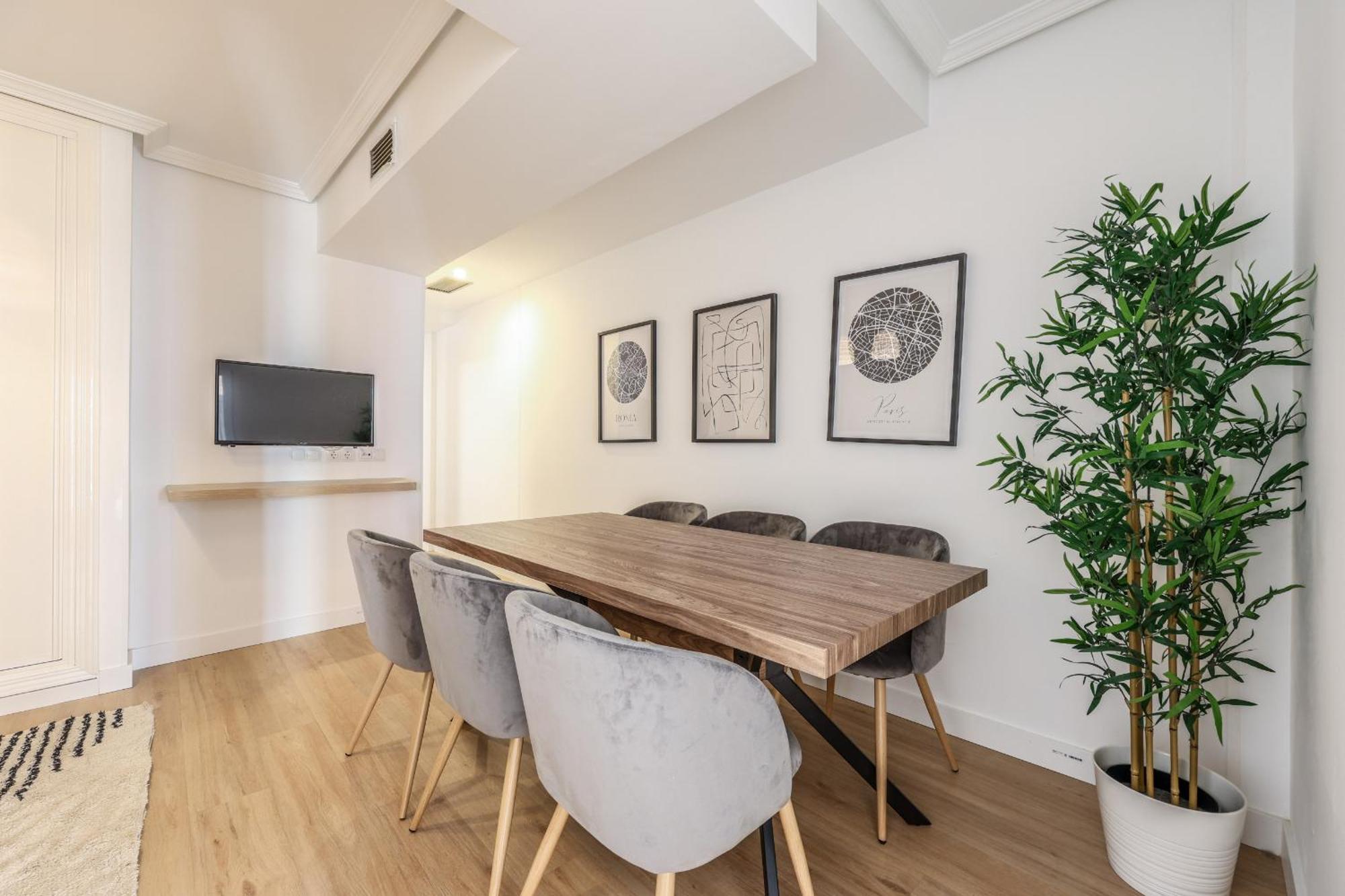 Apartamentos Reformados En Tirso De Molina Act Madrid Kültér fotó